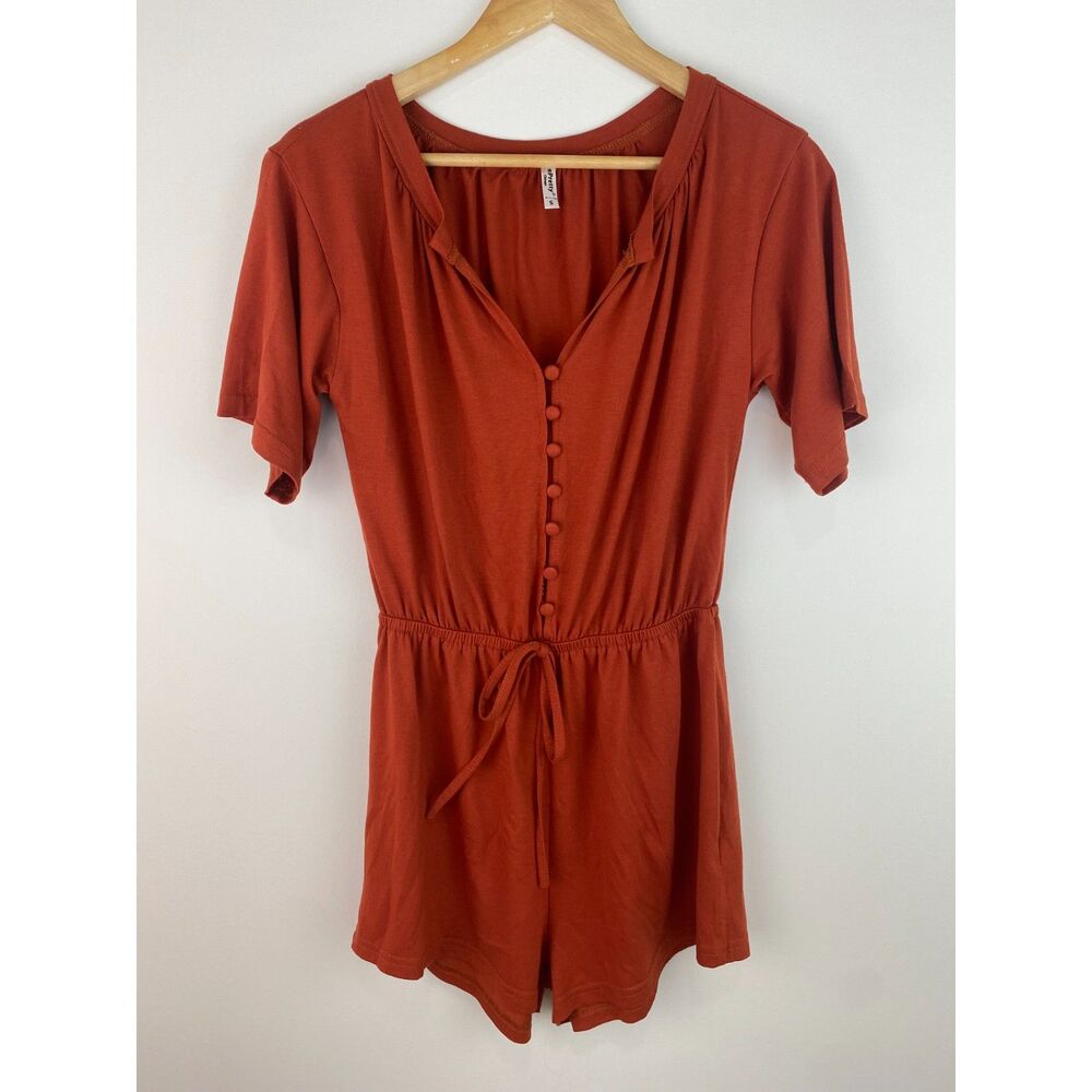 ePretty Rust Brown Button Front Romper V Neck Tie Waist Shorts Small